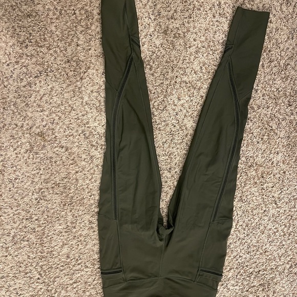 Victoria secret leggings - Picture 3 of 3